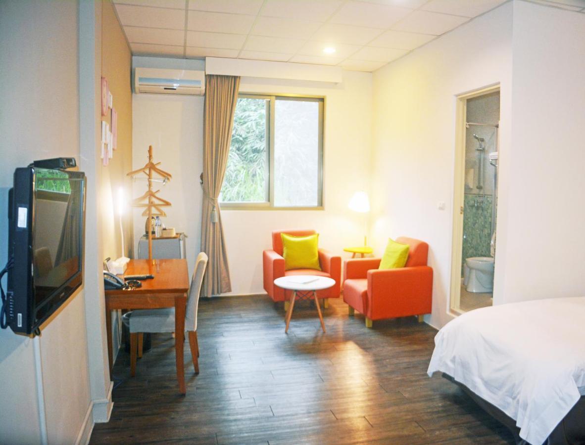 Ncnu Campus Inn暨大行旅 Пули Экстерьер фото